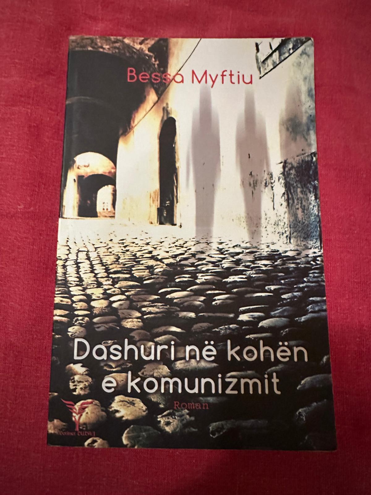 Dashuri në kohën e komunizmit